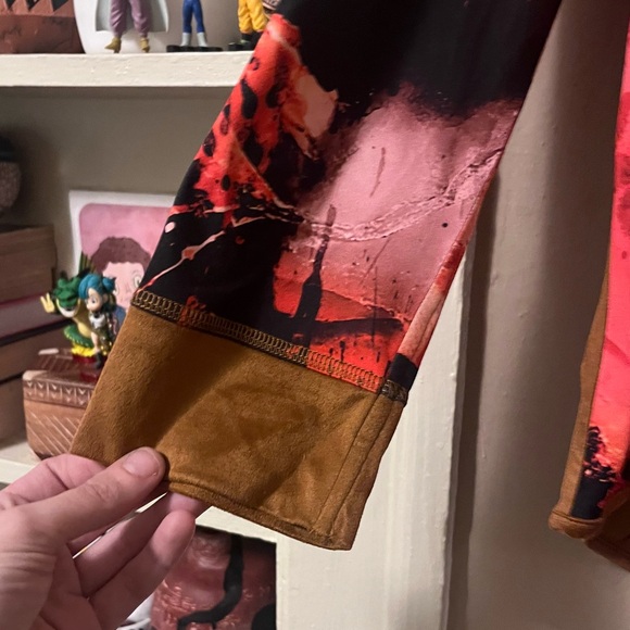 🏷️🆕🎉totw • reversible abstract print brown suede long sleeve tunic top - Picture 5 of 17